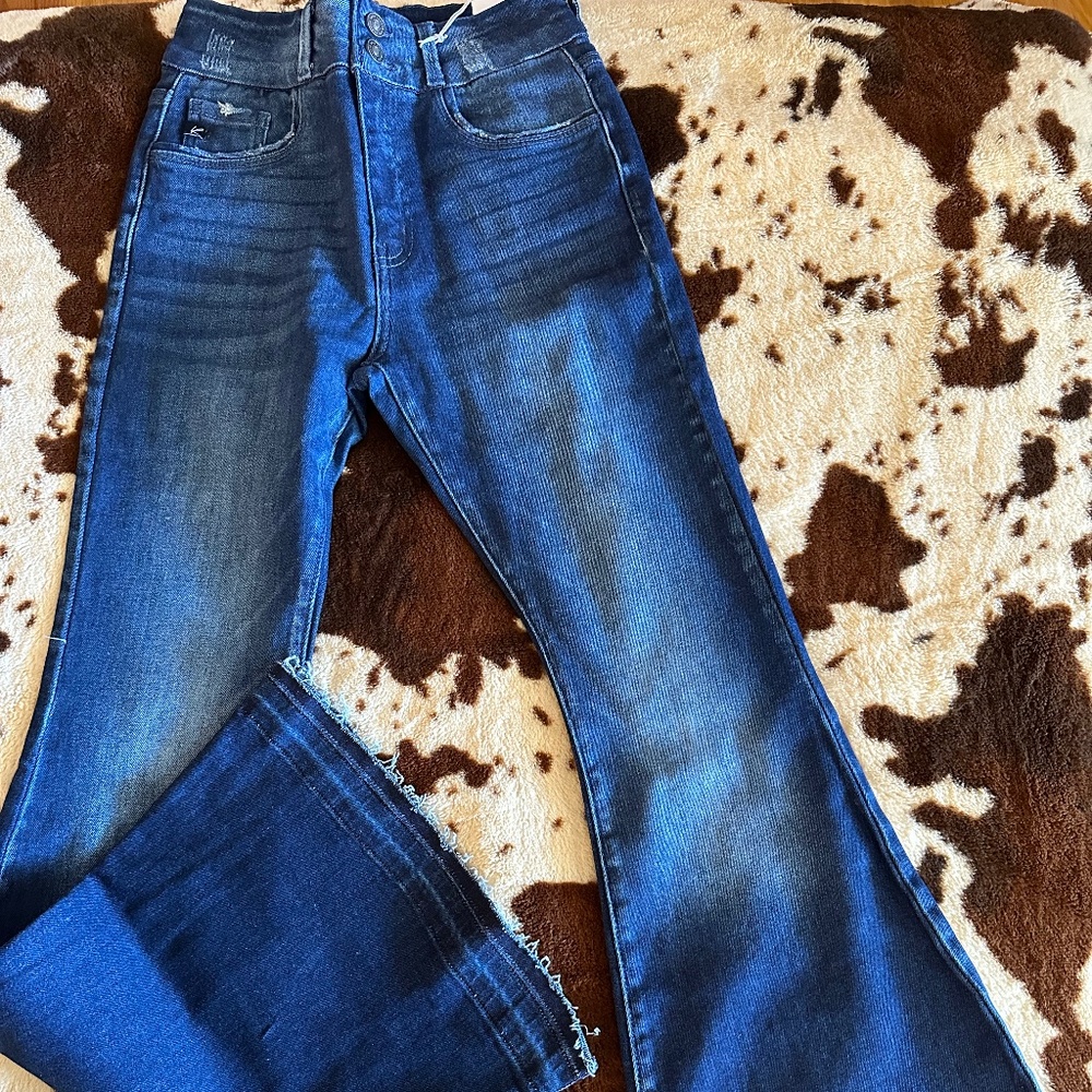 KanCan Cynthia Super Flares